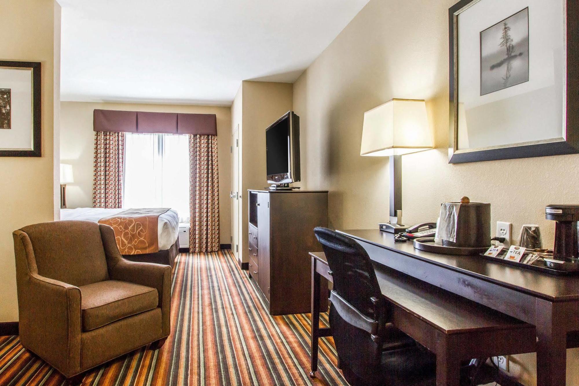 Comfort Suites Jackson I-40 Exterior foto